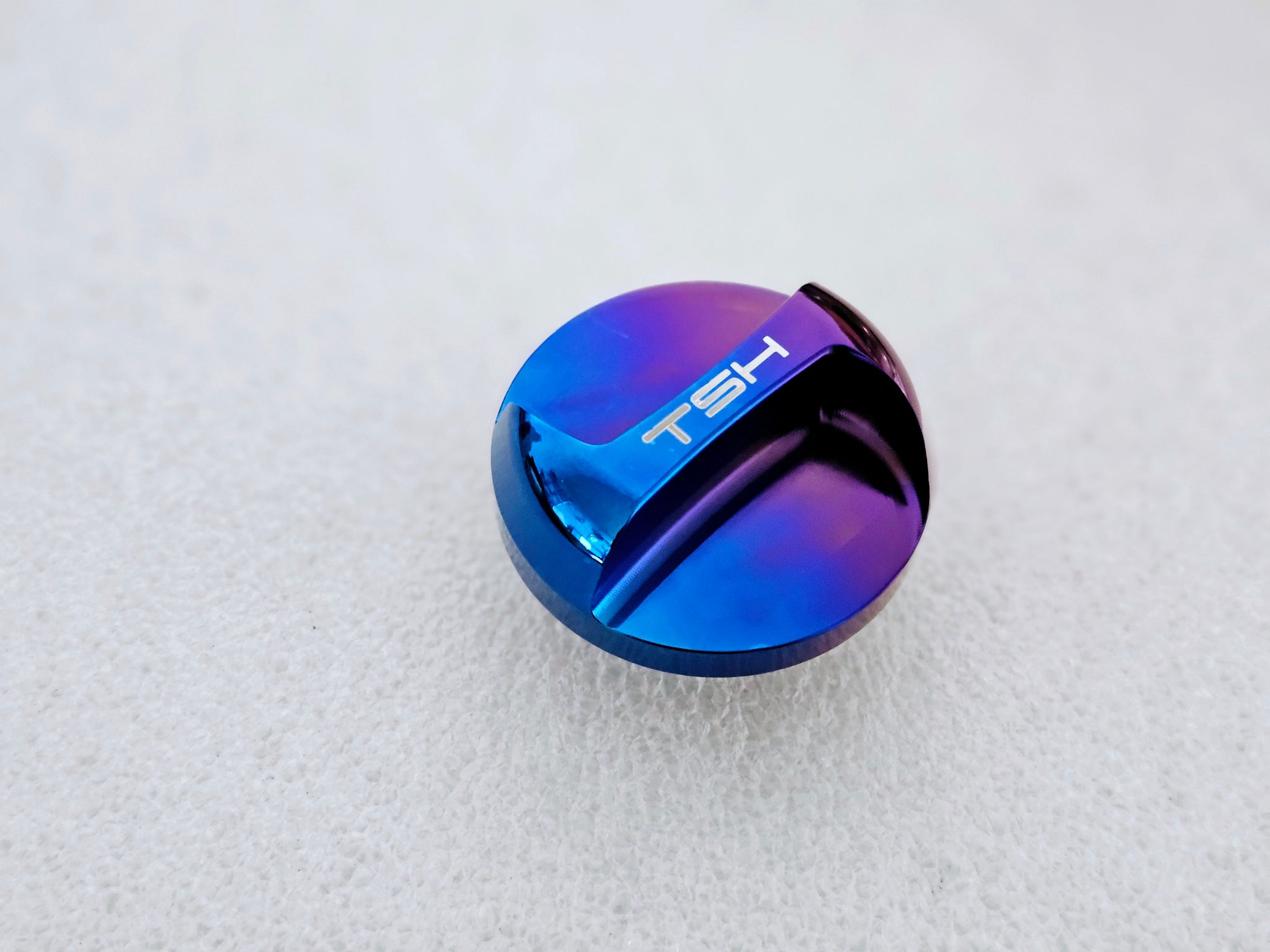 Titanium Works V3 oil cap - Lexus / Toyota