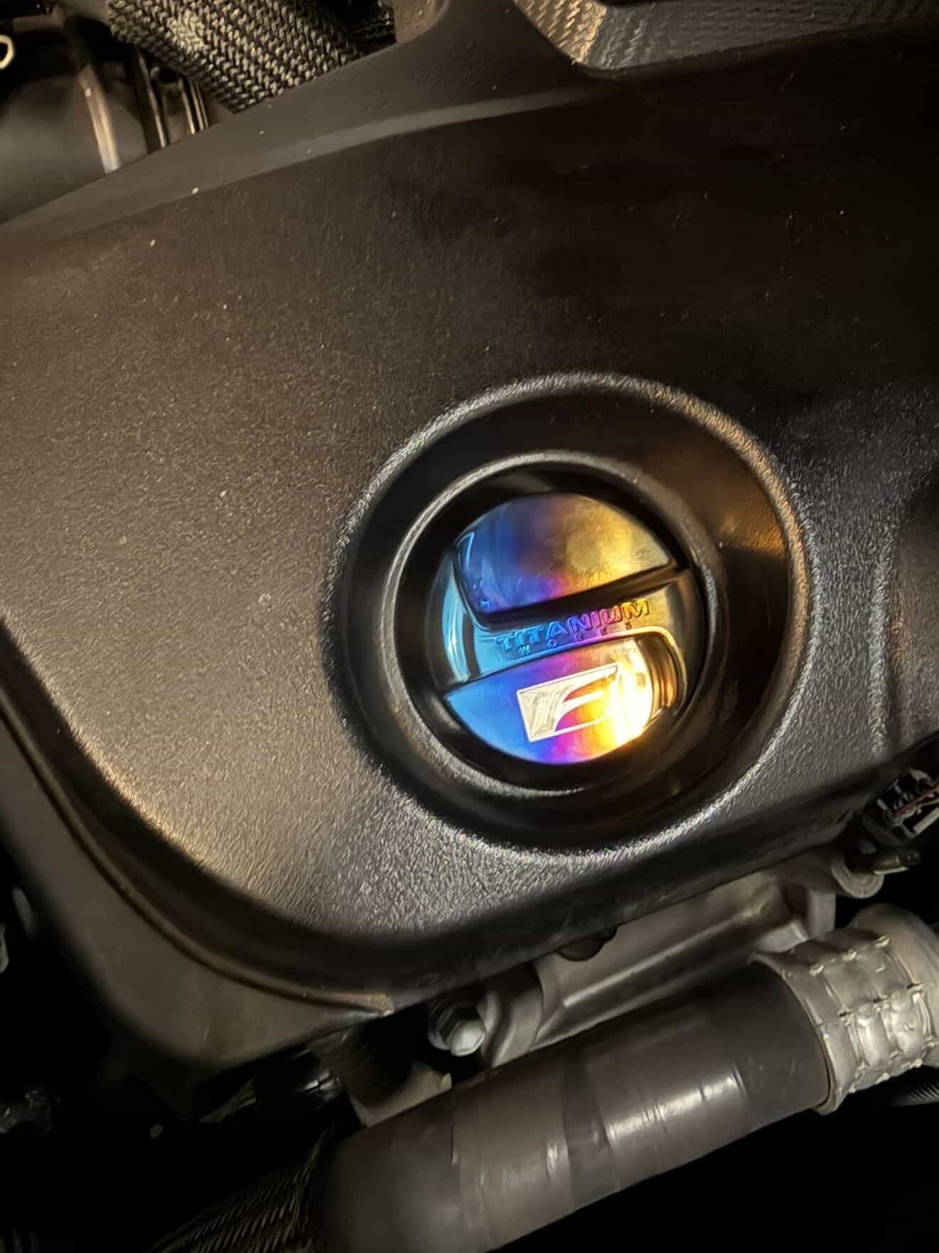 Titanium Works V3 oil cap - Lexus / Toyota